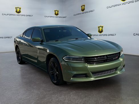 Used 2022 Dodge Charger SXT image 7