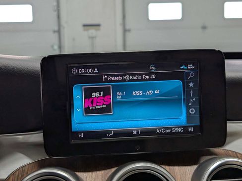 Certified 2019 Mercedes-Benz C 300 4MATIC Sedan image 24