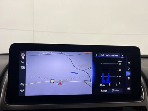 Used 2023 Lexus GX 460 Premium image 16