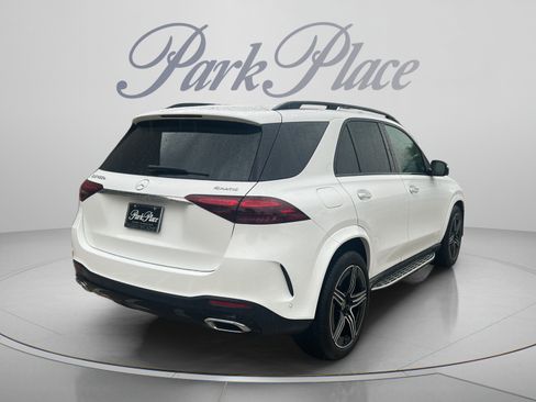 Used 2025 Mercedes-Benz GLE 450e 4MATIC image 5