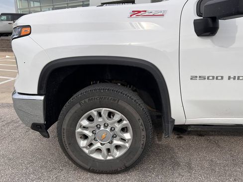 Used 2024 Chevrolet Silverado 2500 LTZ w/ LTZ Plus Package AWD/4WD image 27