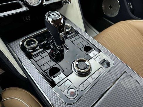 Used 2023 Bentley Flying Spur W12 AWD/4WD image 35