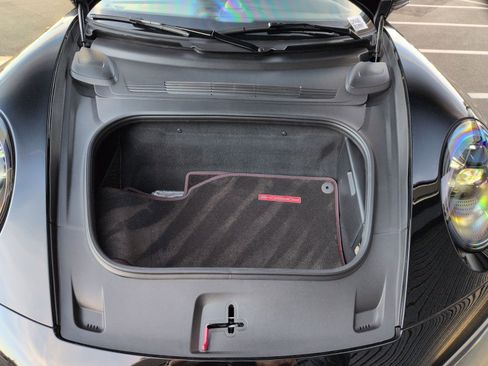 Certified 2023 Porsche 911 Carrera GTS image 29