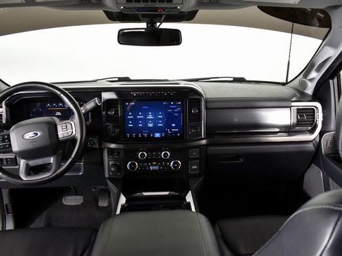 Used 2024 Ford F250 Lariat w/ Lariat Ultimate Package image 39