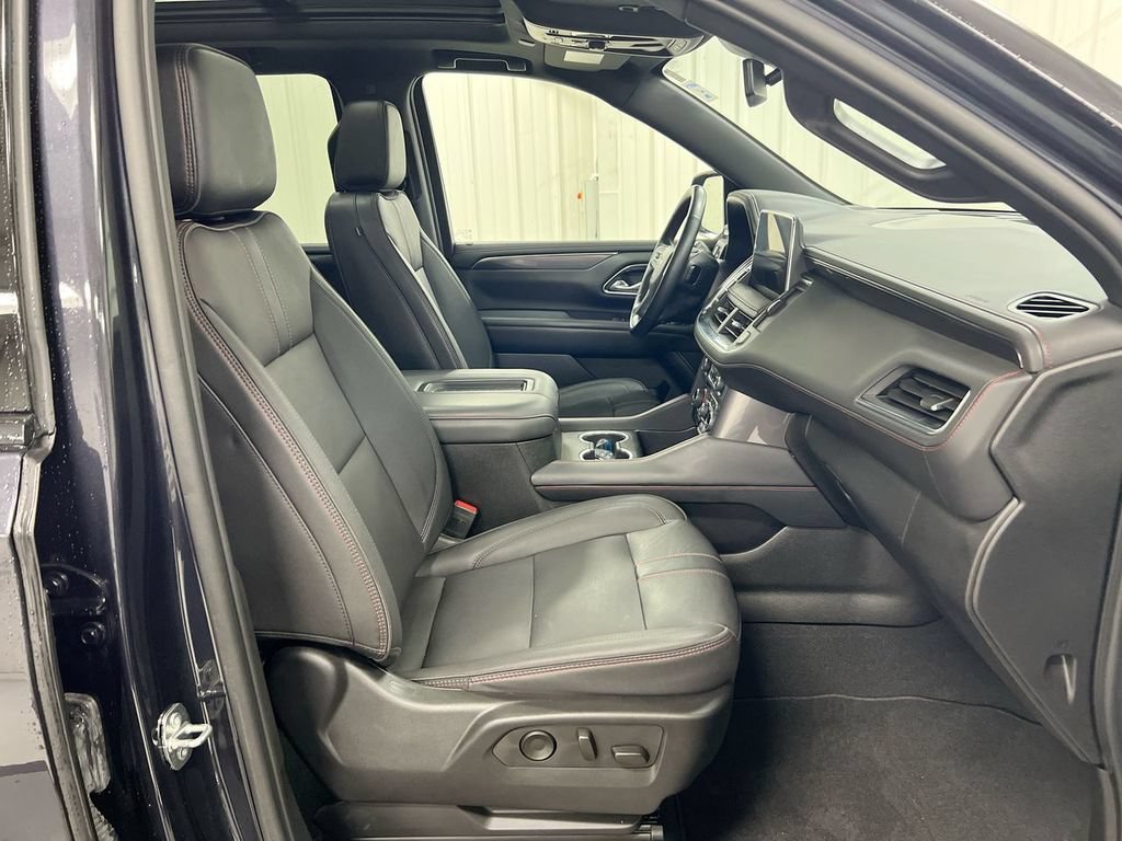 Used 2023 Chevrolet Tahoe RST w/ Luxury Package AWD/4WD image 23