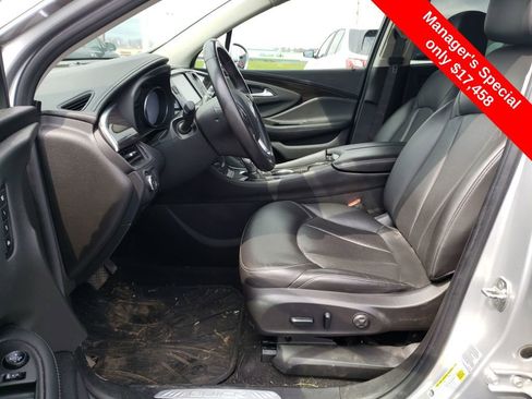 Used 2019 Buick Envision Essence AWD/4WD image 9