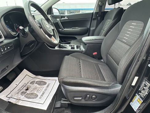 Used 2022 Kia Sportage LX w/ LX FWD Value Edition Package image 10