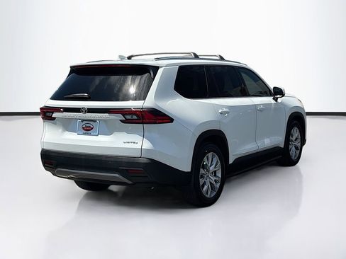 New 2026 Toyota Grand Highlander FWD image 5