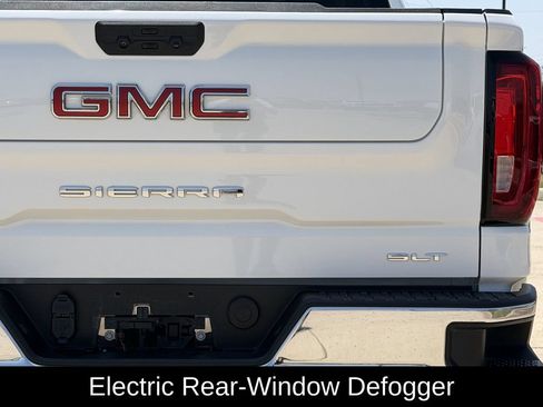 Used 2025 GMC Sierra 1500 SLT AWD/4WD image 9