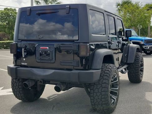 Used 2017 Jeep Wrangler Unlimited Sport w/ Max Tow Package image 6