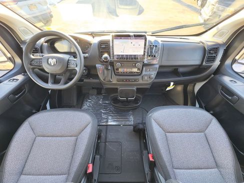 Used 2025 RAM ProMaster 2500 w/ Premium Convenience Group image 12