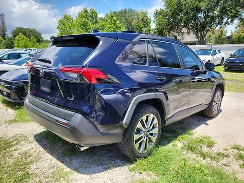 Used 2019 Toyota RAV4 XLE Premium w/ Advanced Technology Package FWD image 5