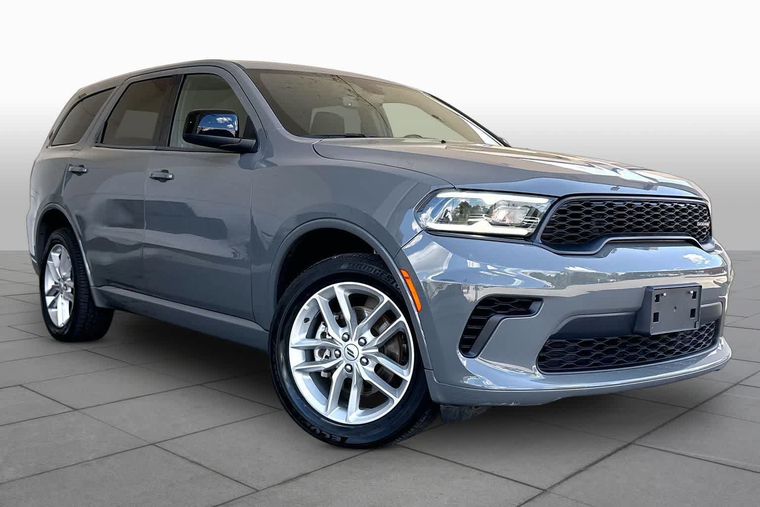 Used 2025 Dodge Durango GT AWD/4WD image 3