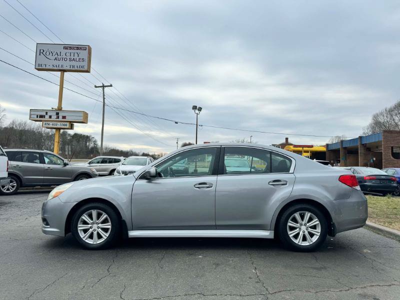 Used 2011 Subaru Legacy 2.5i Premium w/ Popular Equipment Group 2C AWD/4WD image 8