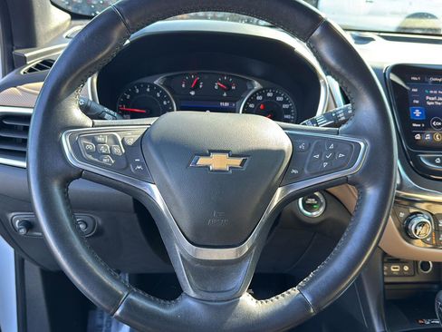 Certified 2022 Chevrolet Equinox Premier image 17