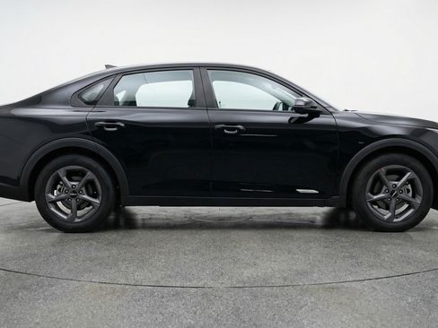 Used 2025 Kia K4 FWD image 11