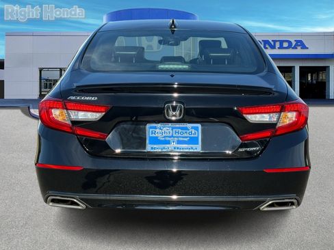 Used 2022 Honda Accord Sport image 6