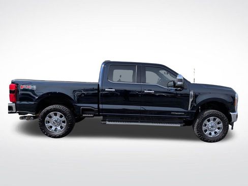 Certified 2023 Ford F250 Lariat w/ Tow Technology Package AWD/4WD image 9