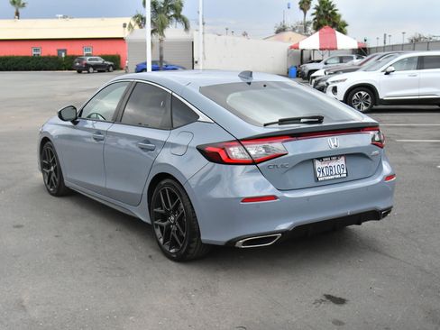 Used 2024 Honda Civic Sport Touring image 6