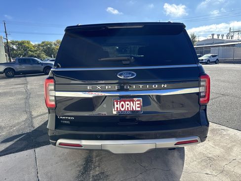 Used 2023 Ford Expedition Limited image 6