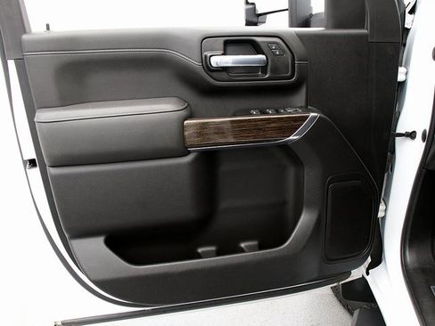 Used 2022 GMC Sierra 3500 SLE w/ SLE Convenience Package image 22