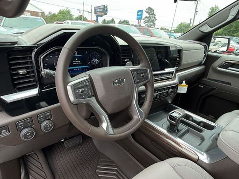 New 2026 Chevrolet Silverado 1500 LT Trail Boss AWD/4WD image 17