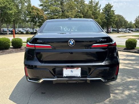 Used 2026 BMW 740i xDrive AWD/4WD image 4
