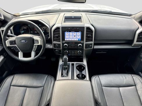 Used 2019 Ford F150 Lariat w/ Equipment Group 502A Luxury AWD/4WD image 14