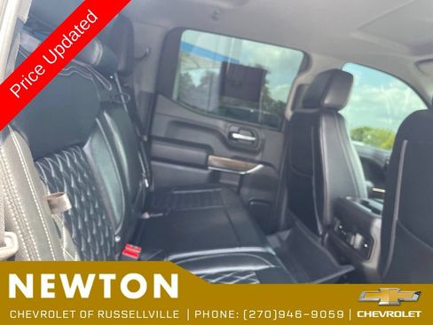 Used 2022 Chevrolet Silverado 1500 RST w/ Safety Package AWD/4WD image 25