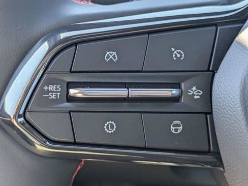 New 2026 Chevrolet Traverse RS w/ LPO, Floor Liner Package FWD image 30