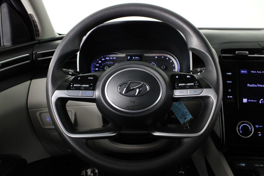 Certified 2023 Hyundai Tucson SE w/ Cargo Package AWD/4WD image 10