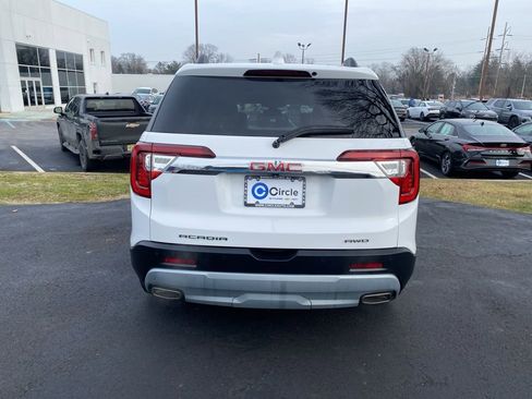 Used 2021 GMC Acadia SLT w/ LPO, Floor Liner Package image 5