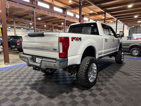 Used 2017 Ford F250 King Ranch w/ King Ranch Ultimate Package image 5