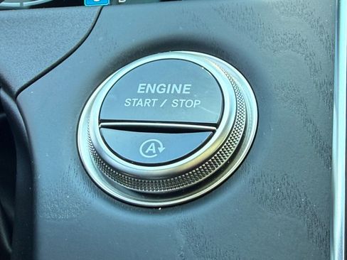 Used 2025 Mercedes-Benz E 350 Sedan image 35
