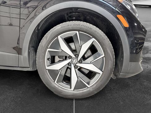 Used 2023 Volkswagen ID.4 Pro S AWD/4WD image 33