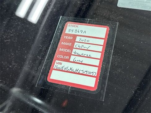 Used 2020 Chevrolet Traverse LT w/ LPO, Floor Liner Package image 33
