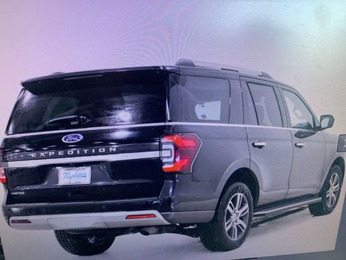Used 2023 Ford Expedition Limited AWD/4WD image 14