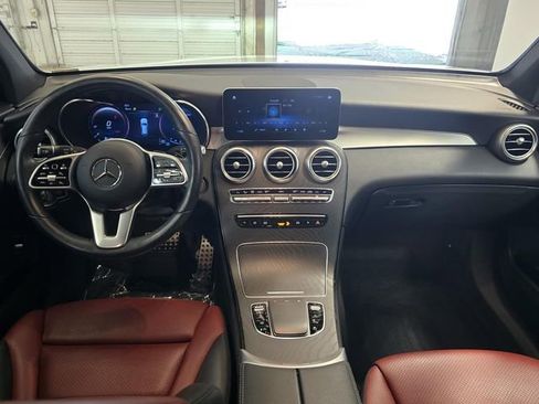 Used 2022 Mercedes-Benz GLC 300 4MATIC w/ AMG Line image 13