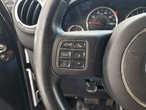 Used 2012 Jeep Wrangler Sahara w/ Connectivity Group image 16