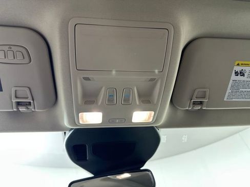 Used 2020 Ford Escape Titanium image 24