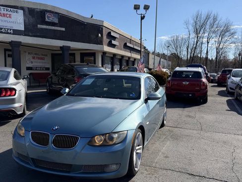Used 2009 BMW 335i Convertible image 16