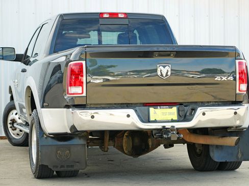 Used 2015 RAM 3500 Laramie image 4