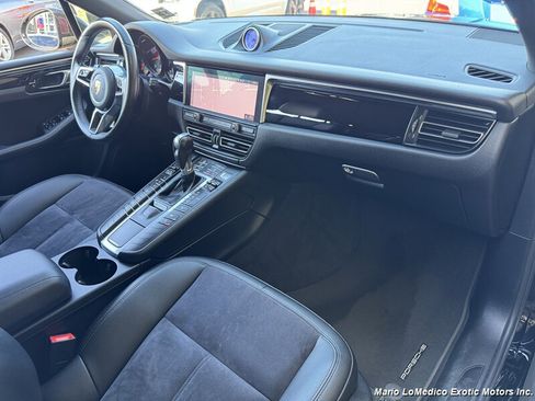 Used 2021 Porsche Macan image 63