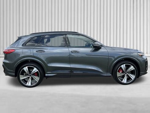 New 2026 Audi SQ5 Premium Plus AWD/4WD image 6
