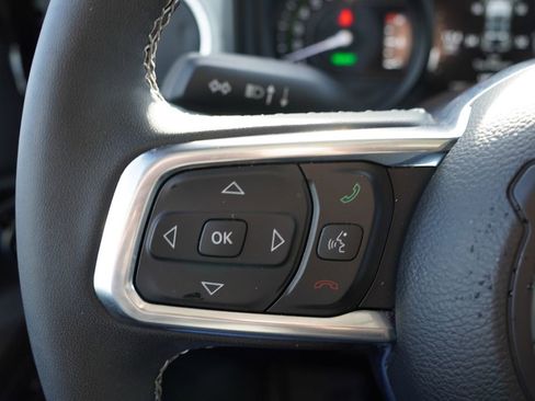 Certified 2025 Jeep Wrangler Unlimited Sahara w/ Safety Group image 28