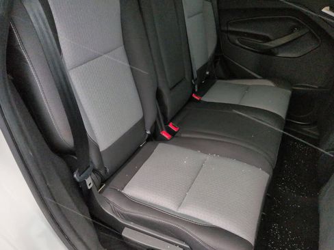 Used 2018 Ford Escape SE image 21