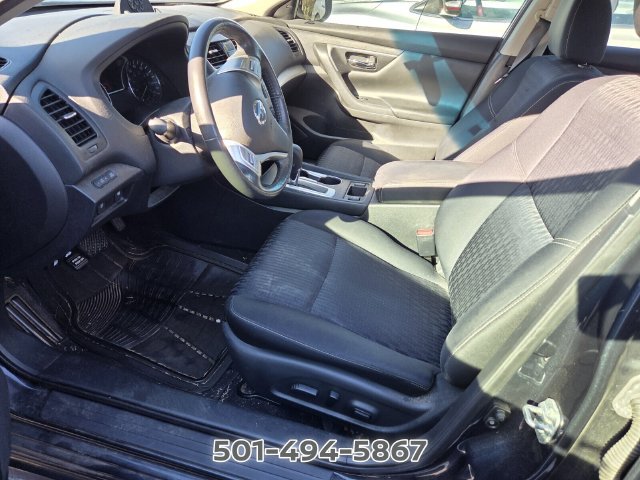 Used 2017 Nissan Altima 2.5 SV w/ Convenience Package FWD image 10