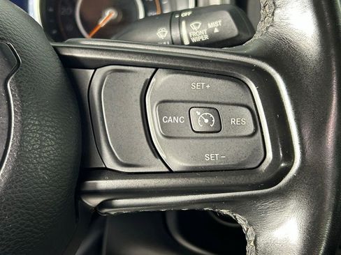 Used 2022 Jeep Gladiator Sport AWD/4WD image 26