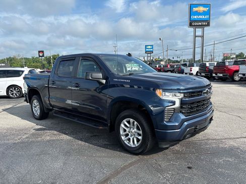 Used 2022 Chevrolet Silverado 1500 RST AWD/4WD image 6