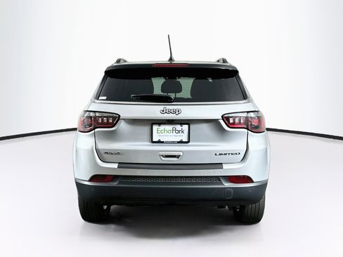 Used 2025 Jeep Compass Limited AWD/4WD image 7